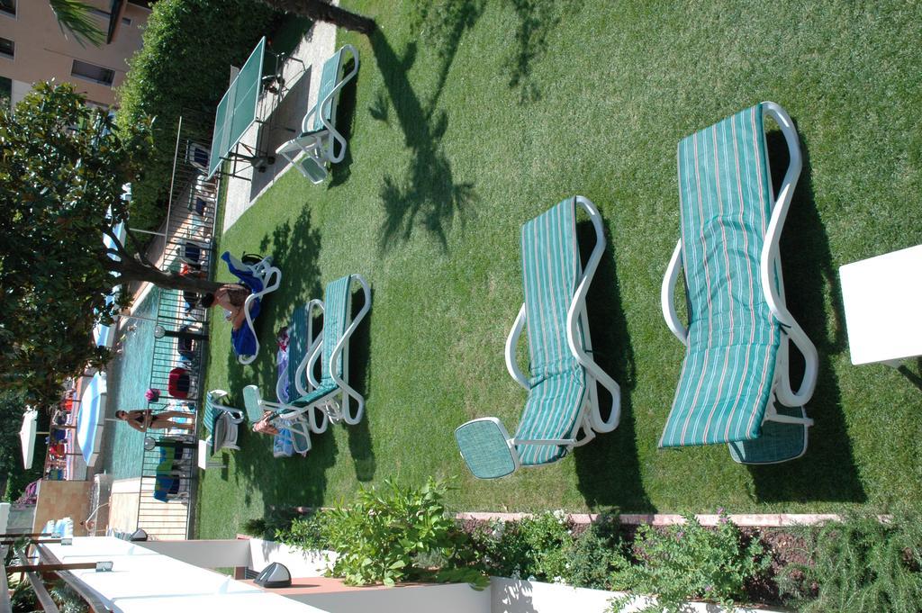 Hotel Garni Villa Magnolia Torbole Sul Garda Exterior photo