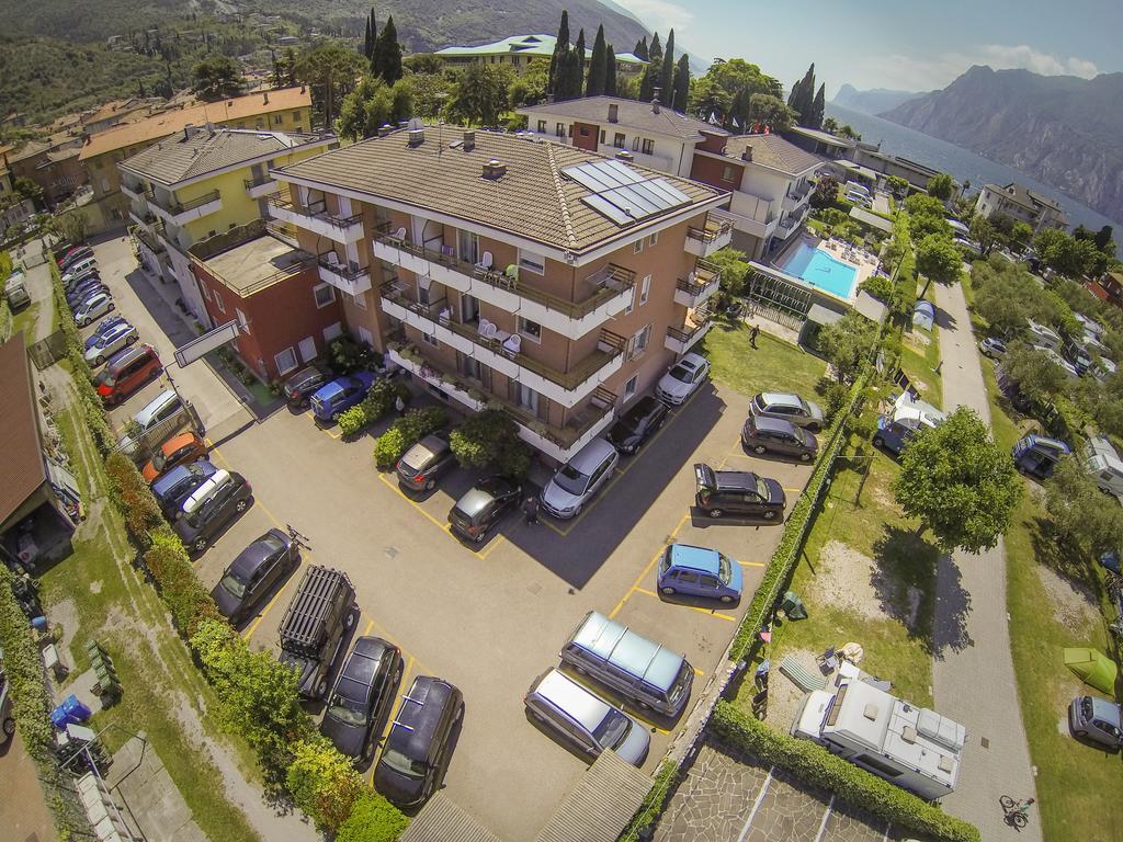 Hotel Garni Villa Magnolia Torbole Sul Garda Exterior photo